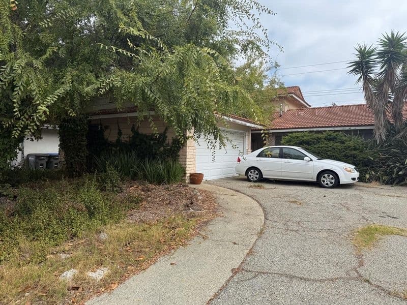Property in Carson, CA — we helped the client recover their trust and sell as-is.